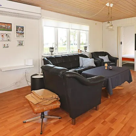 6 Person In Semesterbostad Hadsund